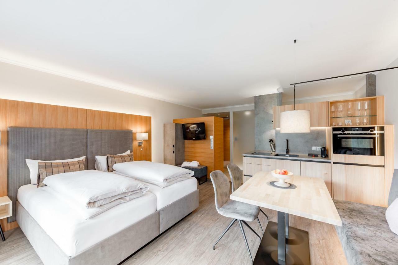 Hotel Andy 4 Sterne Superior Йерценс Экстерьер фото